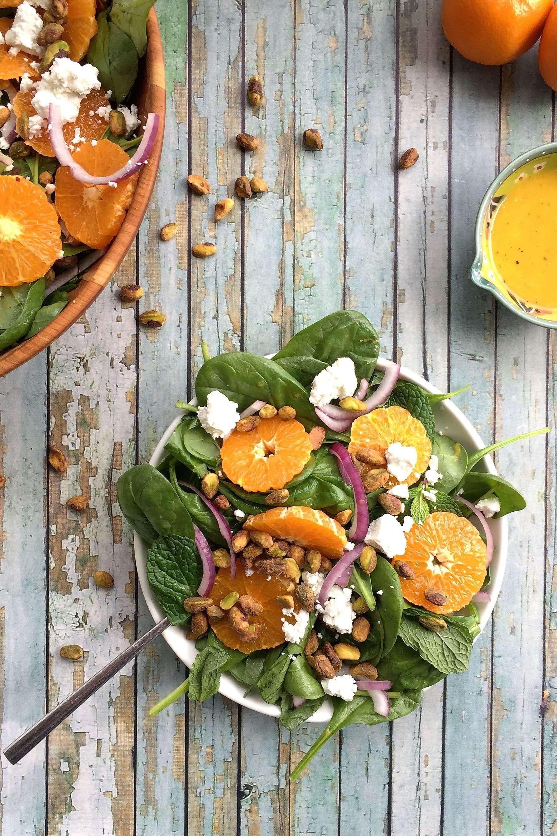 Links to Spinach Salad with Wonderful Pistachios, Halos, Goat Cheese, and Mint recipe